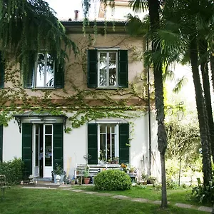  Bed & Breakfast Derriere