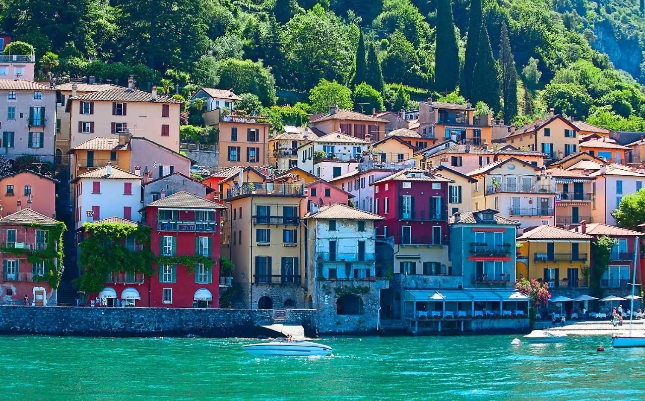 Elegant Sweet Apt Cernobbio Centro Italy